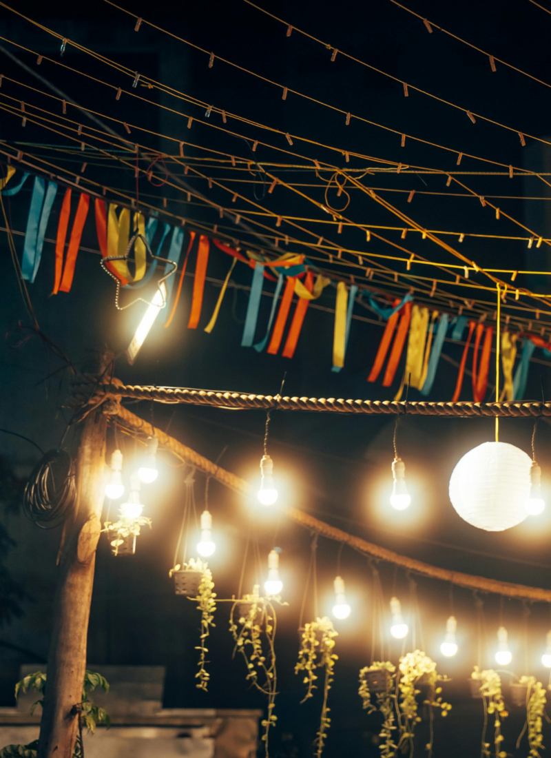 How to Throw a Festival Themed 21st Birthday Party: Planning Checklist